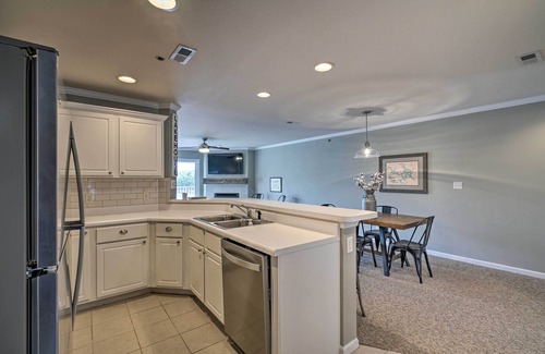 Osage Beach Condo | Chic Lakefront Condo w/Lake & State Park Views!