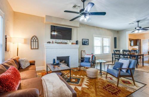 Lawton House | Chic Lawton Home, 5 Mins to Fort Sill!
