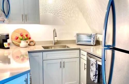 Portsmouth Apartment | Chic Loft-Style Condo in Downtown Portsmouth