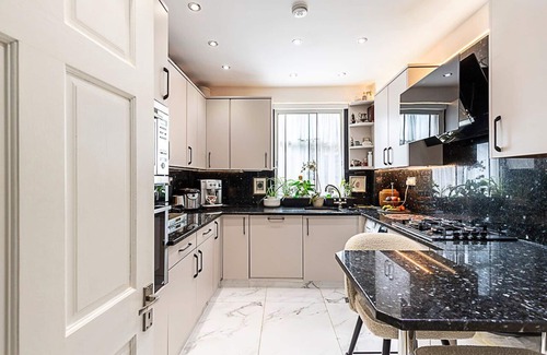 Bryanston and Dorset Square Apartment | Chic Marylebone Central Flat