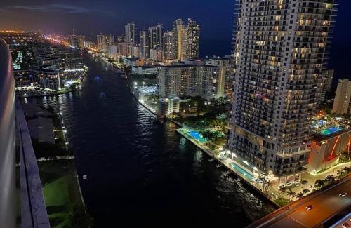 Hallandale Beach Apartment | Chic Miami Beach Stay, Comfort, Style & Sea Views -A