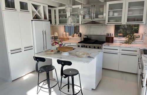 Springs House | Chic Modern Private Designer 1.5 Acre Private Oasis
