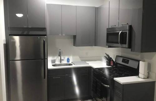 Bay Shore Apartment | Chic on Main Street apartment near it all!