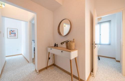 Kypseli Apartment | Chic penthouse with stunning view