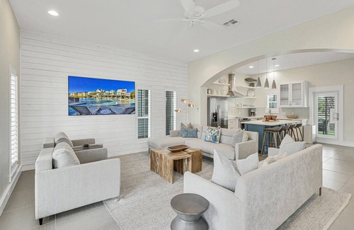 Cinnamon Shore House | Chic, Pet Friendly Home w/Fenced-In Yard & Access to Resort-Like Amenities