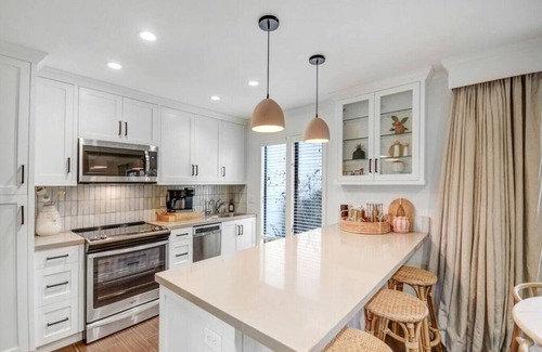 Napa Condo | Chic Resort Retreat : Pool Access, Kitchen, Patio