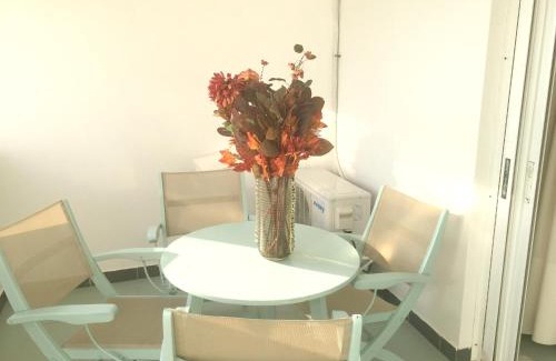 Akrogialion Apartment | Chic seaside apartment in Akrogiali - 60 sqm - Sea view