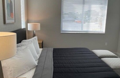 Daytona Beach Apartment | Chic & Spacious 2Bed/2Bath Apartment with Premium Amenities