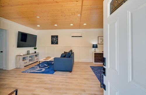 Murrells Inlet Apartment | Chic Studio Near Huntington Beach State Park