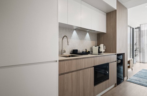 North Fremantle Apartment | Chic Studio Stay Near Cafés and Coastline