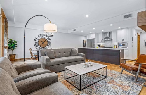 Canmore Apartment | Chic Urban Sanctuary in the Heart of Down