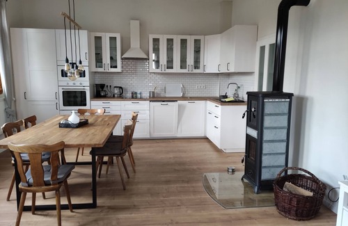 Birstein House | Chic vacation home for 14 people in the countryside