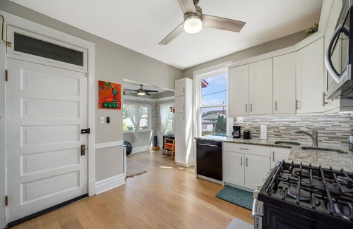 Lavergne House | Chicago Buddha's Abode