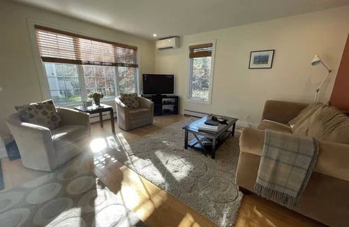 Bar Harbor Condo | Chickadee Cottage/Footsteps from Acadia National Park and downtown Bar Harbor!