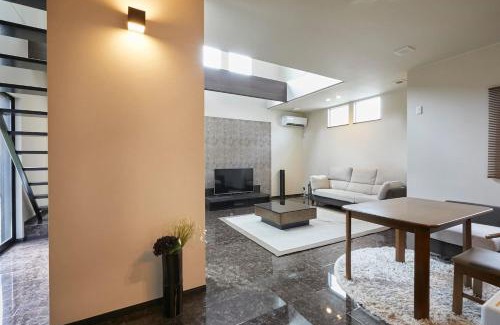 Mitaka Apartment | Chie's house