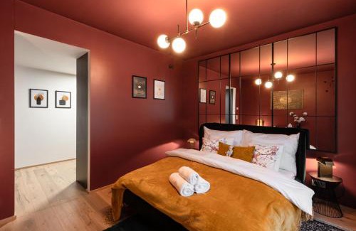 Karlin Apartment | Chill in Oriental Splendour