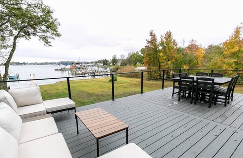 Selby-on-the-Bay House | Chill in this new waterfront home with private pier, gourmet kitchen, pet-friendly