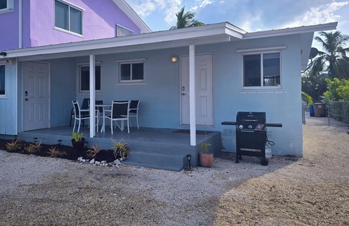 Marathon House | Chill Island Vibes & Sunrises: Your Private Paradise in the Florida Keys!