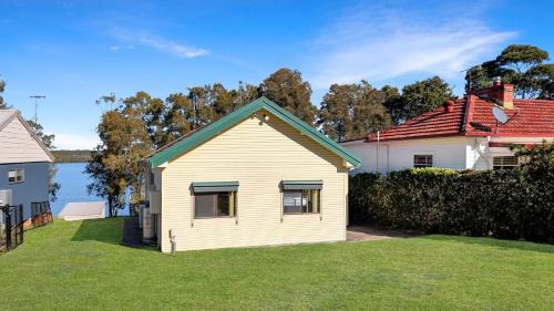 Basin View House | Chill Out at the Basin by Experience Jervis Bay