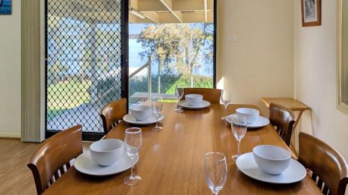 Basin View House | Chill Out at the Basin by Experience Jervis Bay
