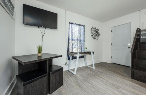 South Pensacola House | Chill Studio Pensacola Getaway
