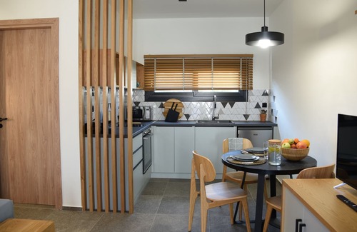 Mastichari Condo | Chill & Thrill Apartments - Capari studio
