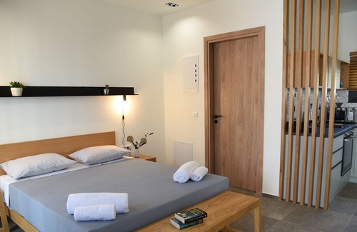 Mastichari Condo | Chill & Thrill Apartments - Capari studio