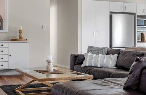Avoca Beach House | "Chill & Unwind @ Avoca Beach"