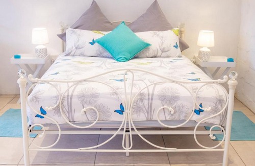 Fort Nottingham House | Chilled Oaks