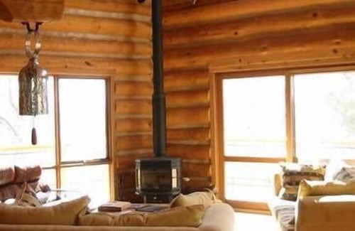 East Jindabyne House | Chilliwack Lodge Jindabyne
