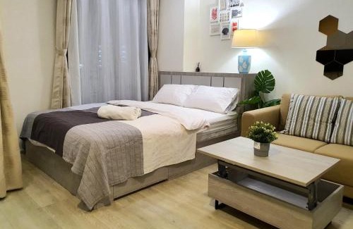 Pom Prap Apartment | Chinatown Residence Yaowaraj Bangkok Watmungkorn MRT Station