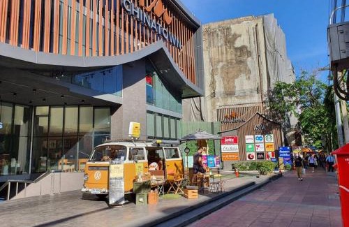 Pom Prap Apartment | Chinatown Residence Yaowaraj Bangkok Watmungkorn MRT Station