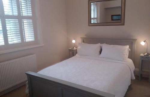 Shanklin Bed & Breakfast | Chine Side