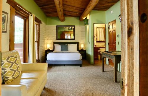 Solar Ranch Resort | Chipeta Lodge