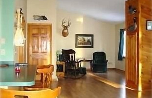 New Post House | Chippewa Flowage, private location, great cabin.