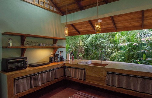 Chiguata House | Chiquita Casitas - Macaw & Toucan - Coastal Caribbean Comfort