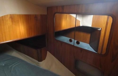 Molo Boat Rental | Chiribita