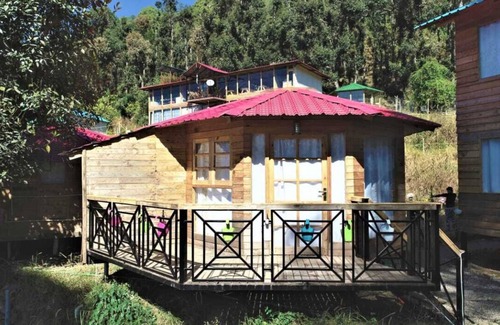 Naina Range Hotel | Chirpingi Birdz Resort