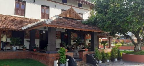 Alattur Hotel | Chithrapuri Heritage Hotels Pvt Ltd