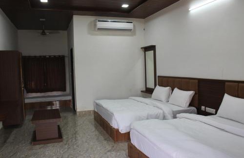 Pushkar Resort | Chitrakoot Garden and Resorts