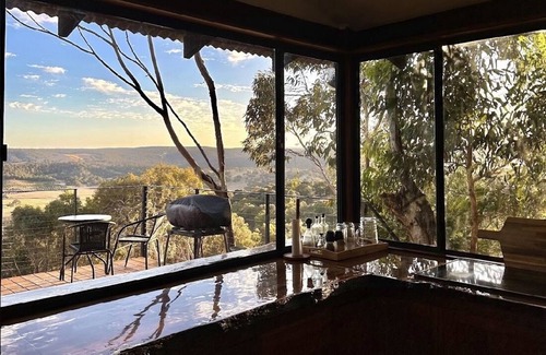 Lower Chittering House | Chittering Heights - A Luxurious Romantic Retreat