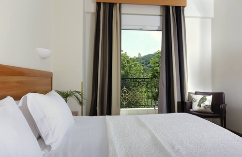 Kastoria Hotel | Chloe Hotel