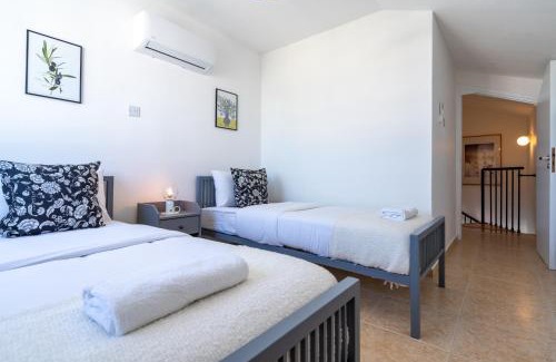 Skala Apartment | Chloris 3- Bedroom Apartment W/Pool in Larnaca