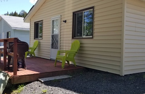 Edgetts Landing Cottage | Chocolate River Cottages - Chocolate River 1 Bedroom Cottage #6