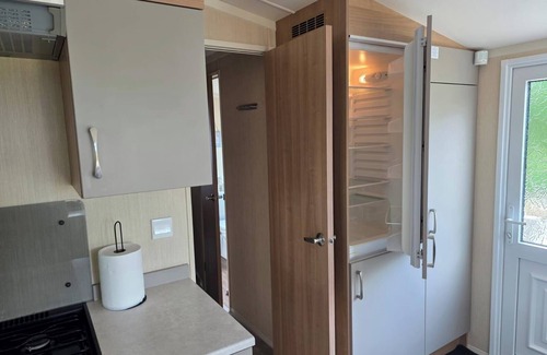 Stowford Cabin | Cholwell 3-Bed Lodge, Sleeps 6, Pet Friendly
