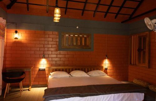 Horur House | Chombuka