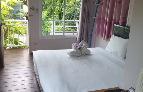 Hat Chao Samran House | Chomtawan Home