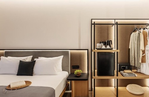 Skiathos Apartment | Chora Suites, Premium Key Collection