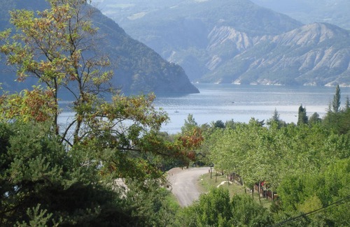 Chorges Apartment | Chorges, Lac de Serre Ponçon, Clos des Ecrins, luxury apartment, 8 people