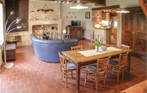 Laveyssiere House | Chouchou, Le Bourg